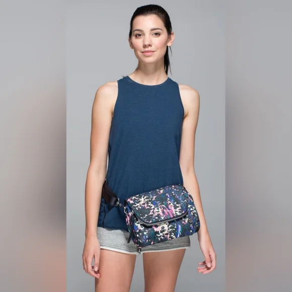 Lululemon Athletica Pink and Blue Crossbody Bag - Picture 2 of 12